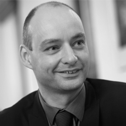 Simon Elliott