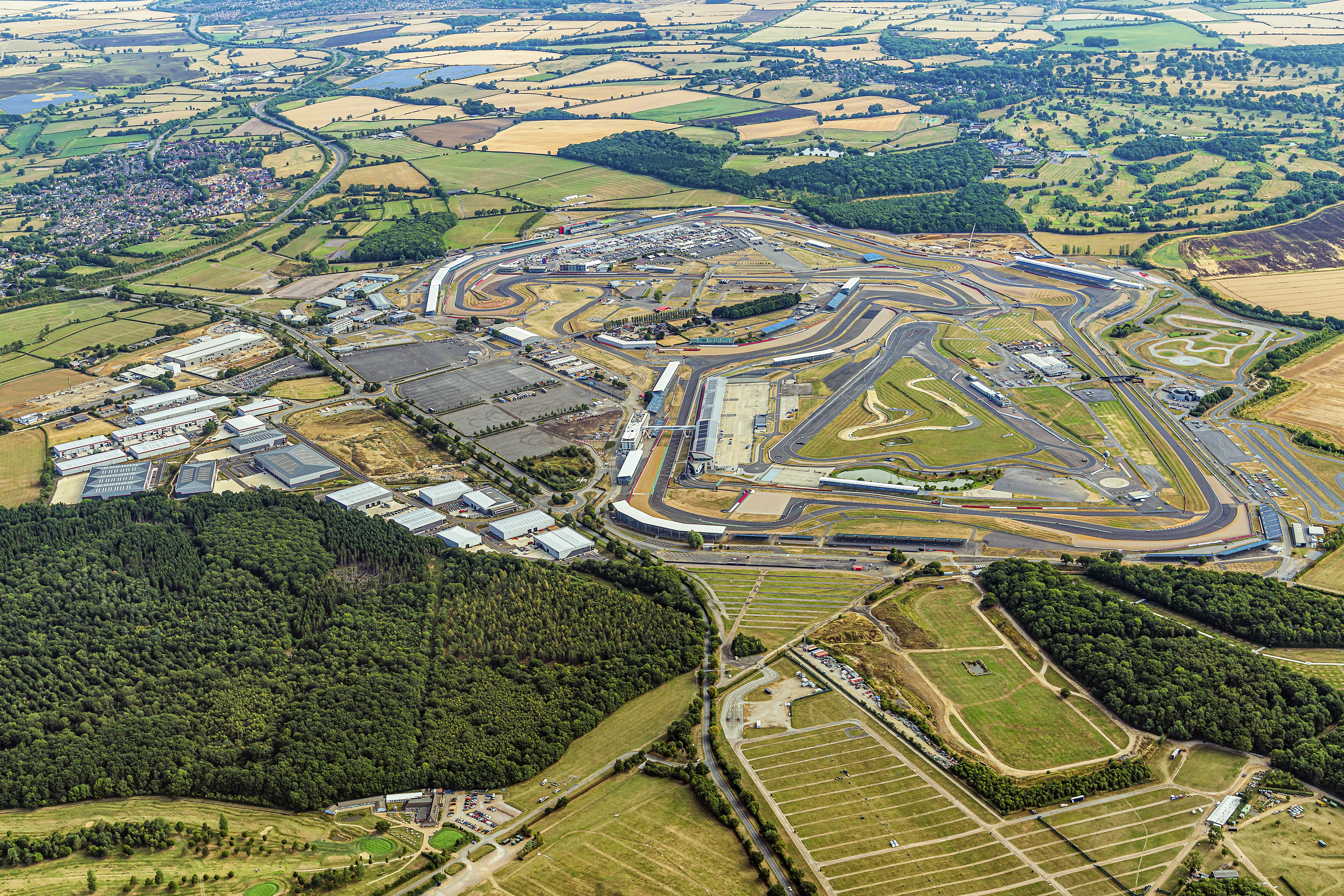 Silverstone Park | Projects | Bidwells