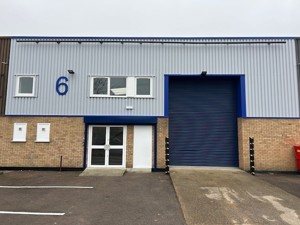  CB1 7EA picture 1