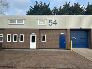  CB1 7ED picture 1