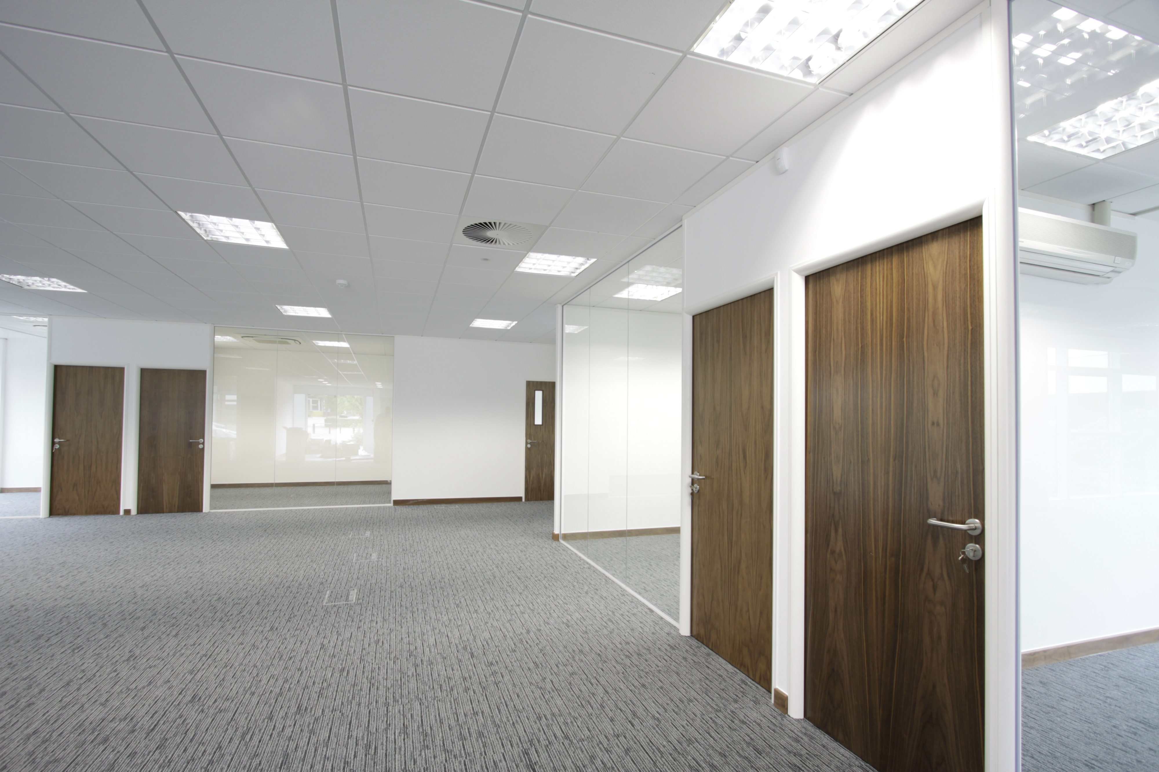 Linford Wood Business Centre Int 4.jpg