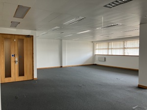  Shenley Wood,  Milton Keynes,  Buckinghamshire,  MK5 6LB picture 3