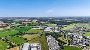  Harling Road,  Snetterton ,  Norfolk ,  NR16 2JU picture 4
