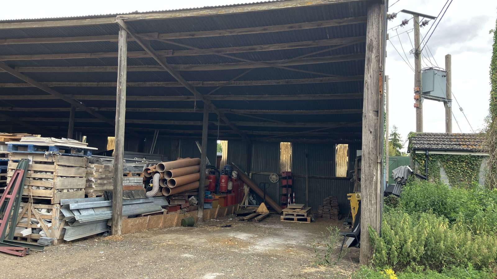 Photo 1