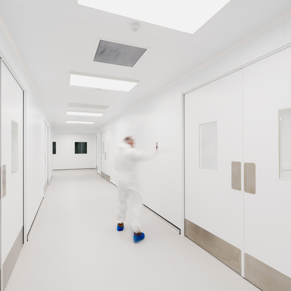 Creating a custom facility for a growing life sciences research business 