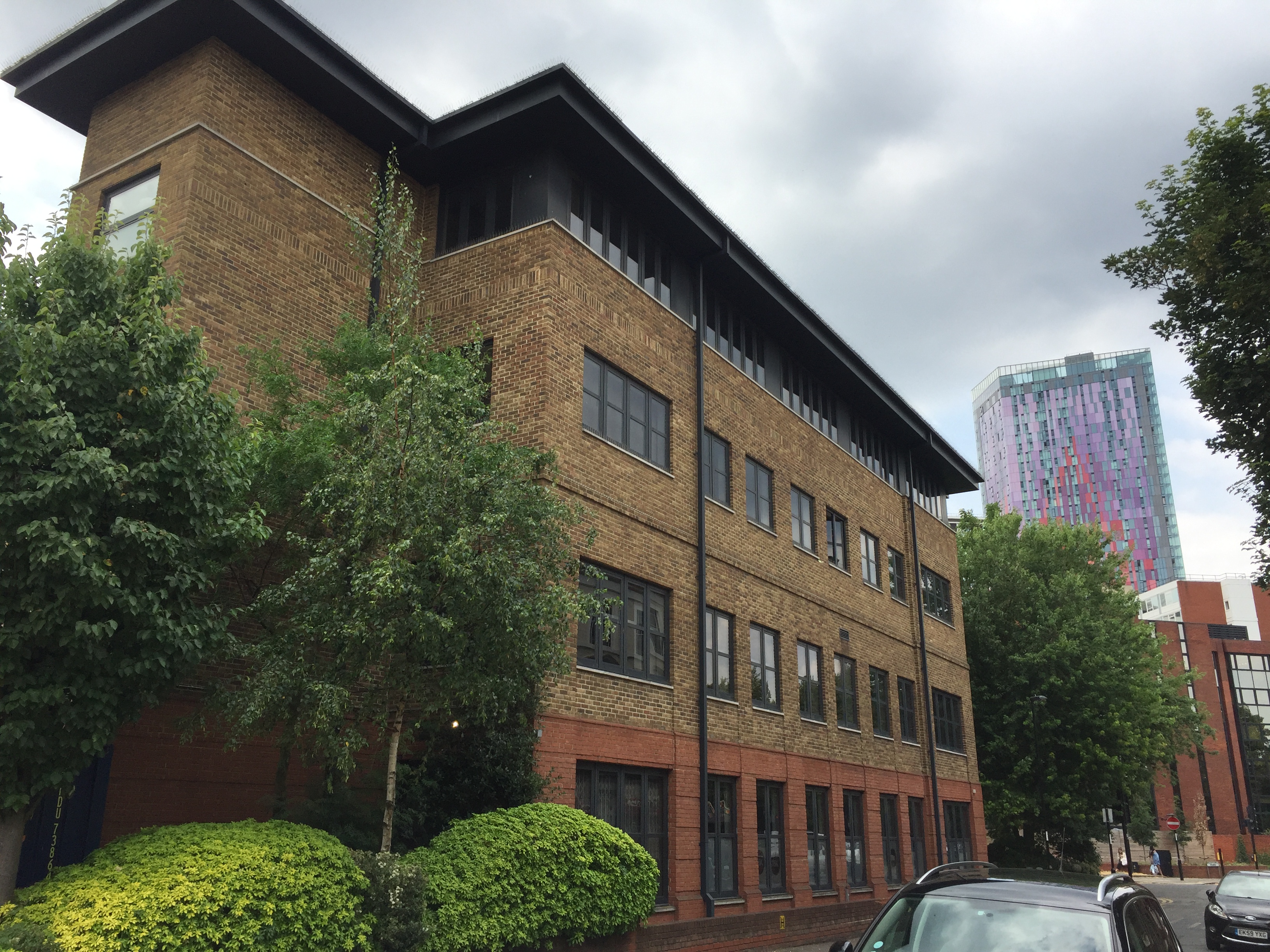 Acquisition of single let office near East Croydon Station