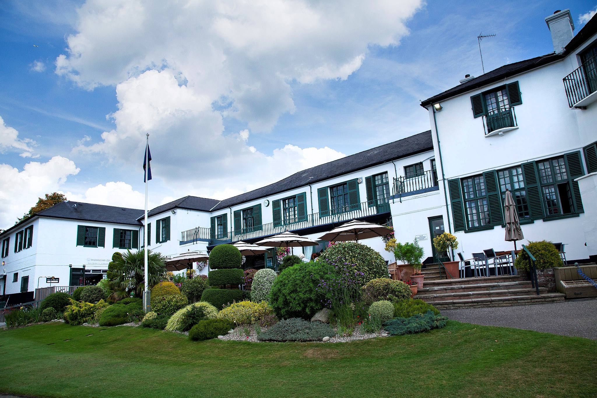 Hartsbourne Country Club