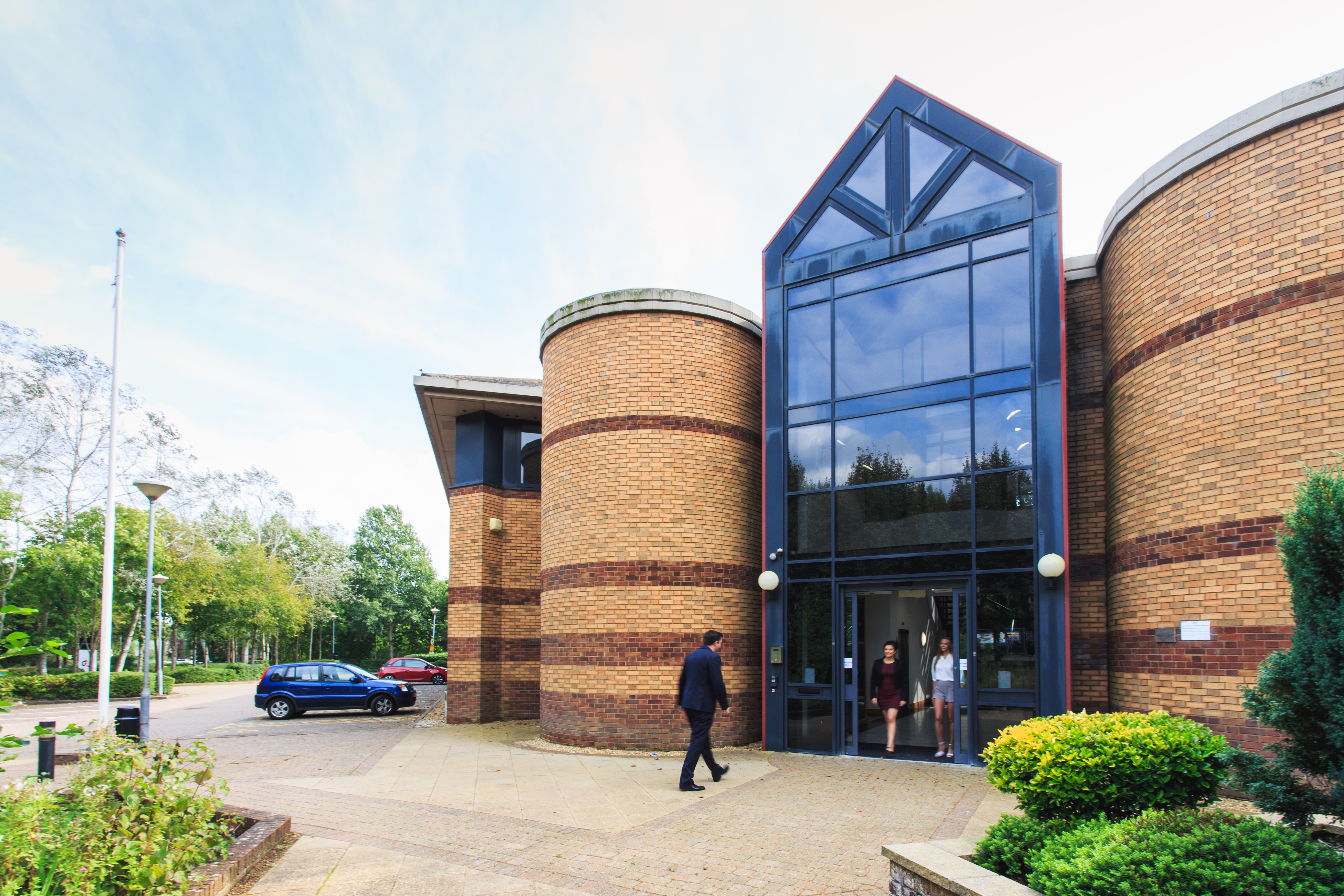 Disposal of a freehold business park office investment