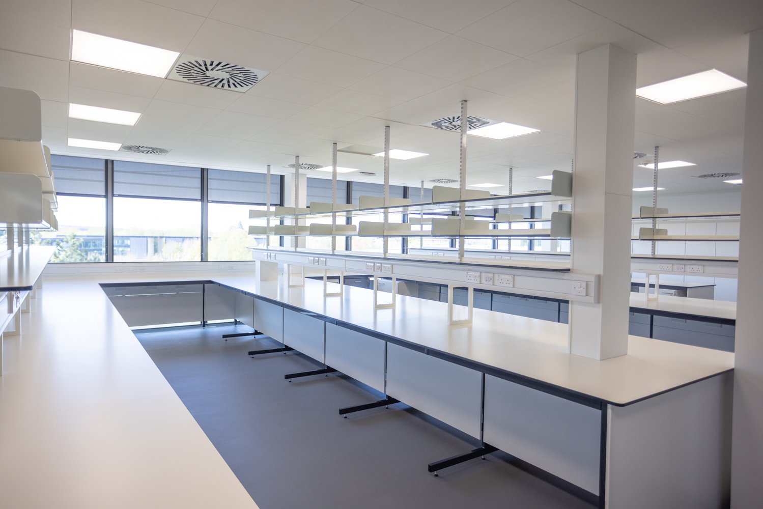 Repurposing office to lab space at the heart of Oxford Science Park