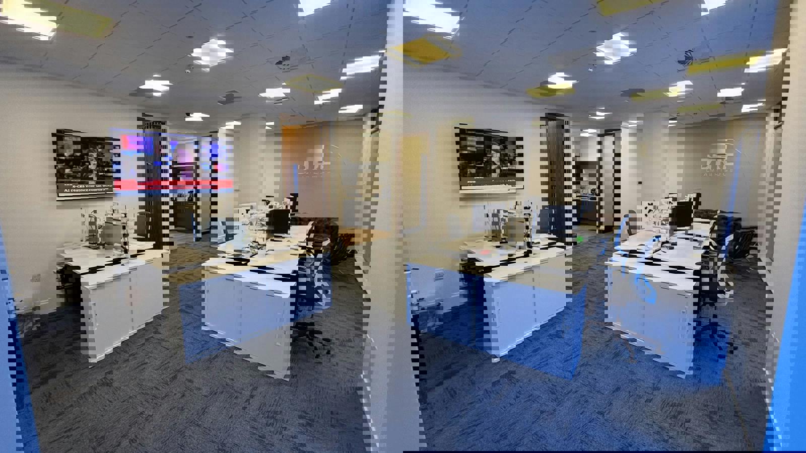 IMG_9162.jpg IMG_9161