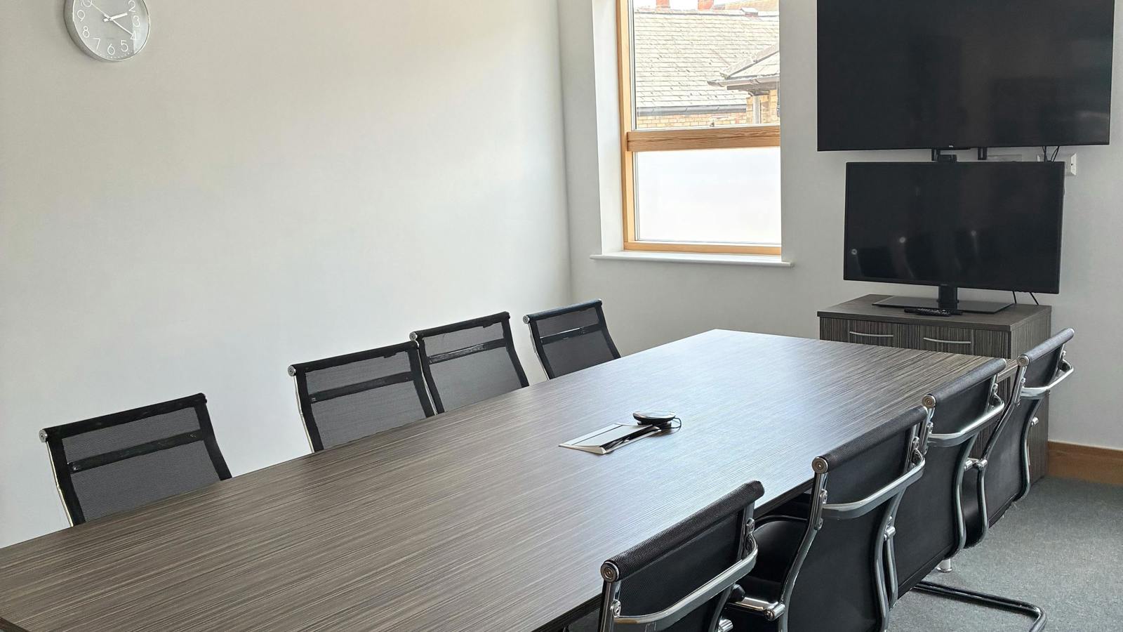 HH - Meetingroom1.jpeg HH - Meetingroom