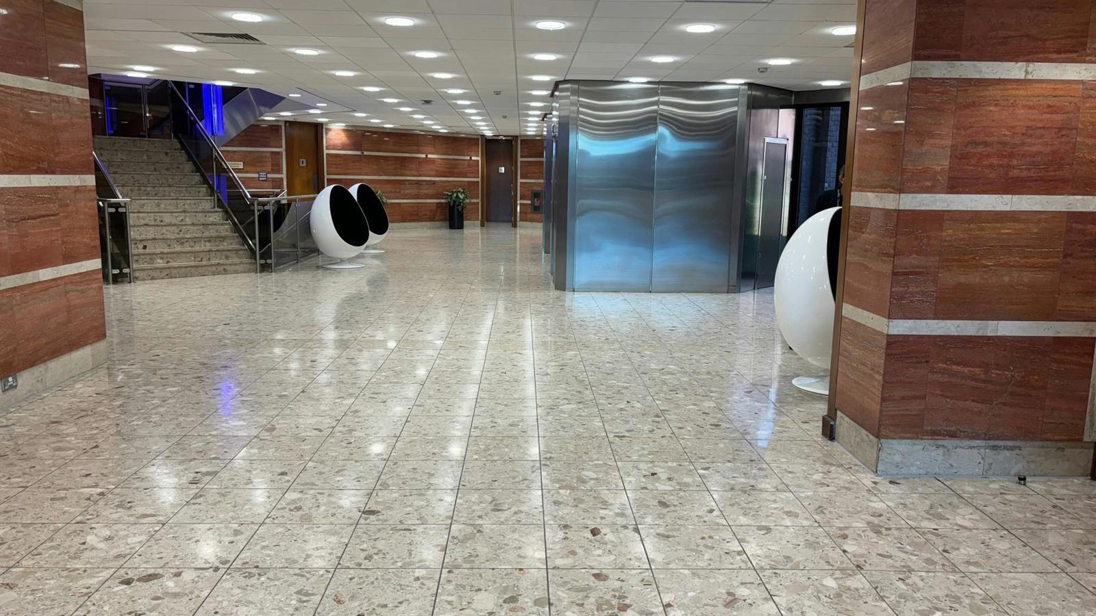 Lobby1.jpg Lobby