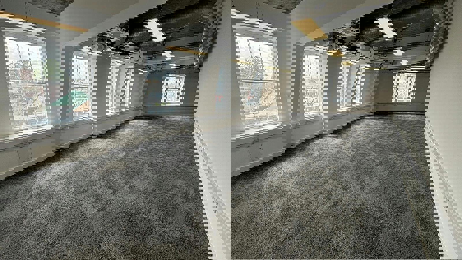 Office 4.jpg Office 4