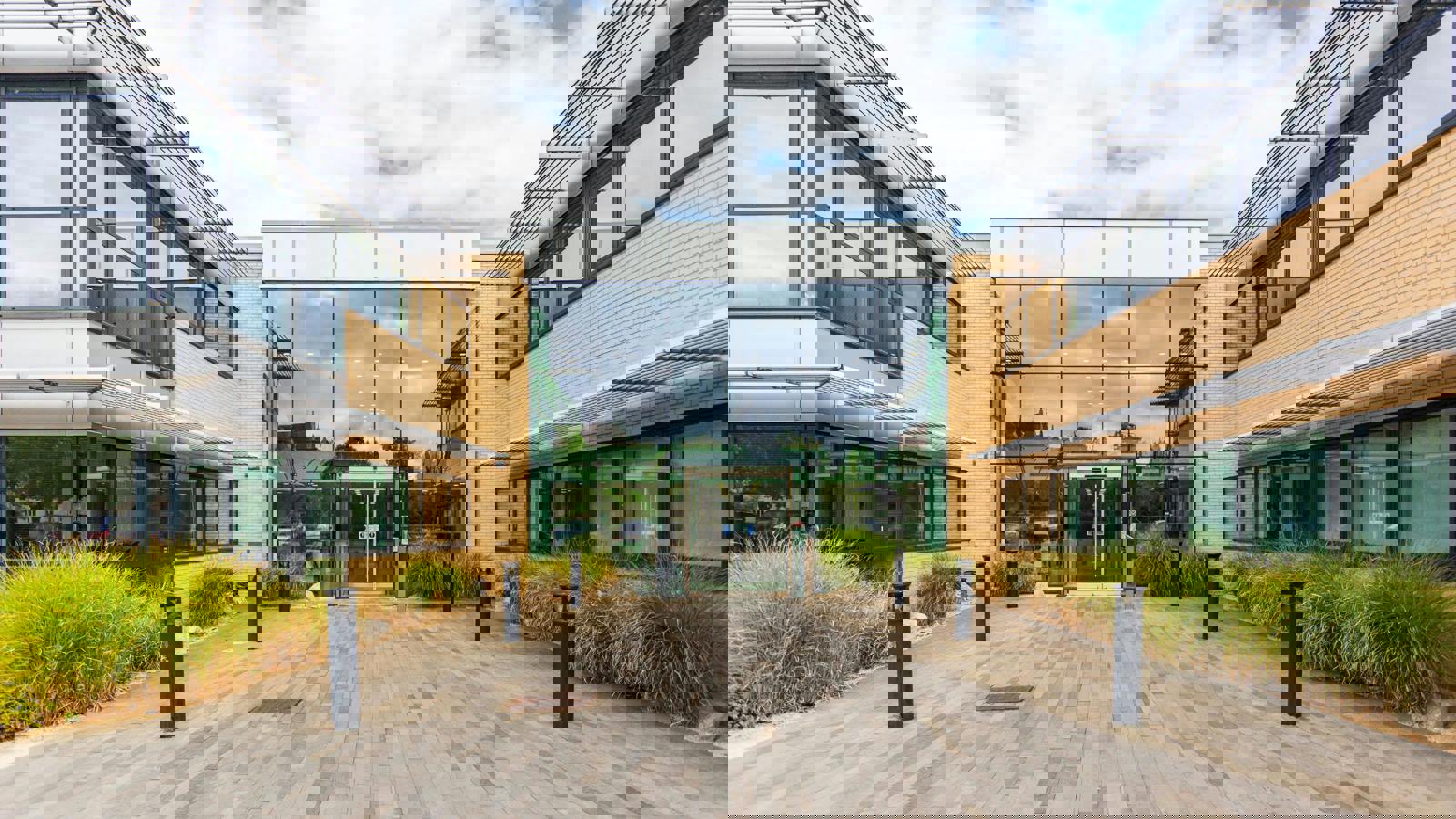 CamLIFE Cam 4 Office Brochure