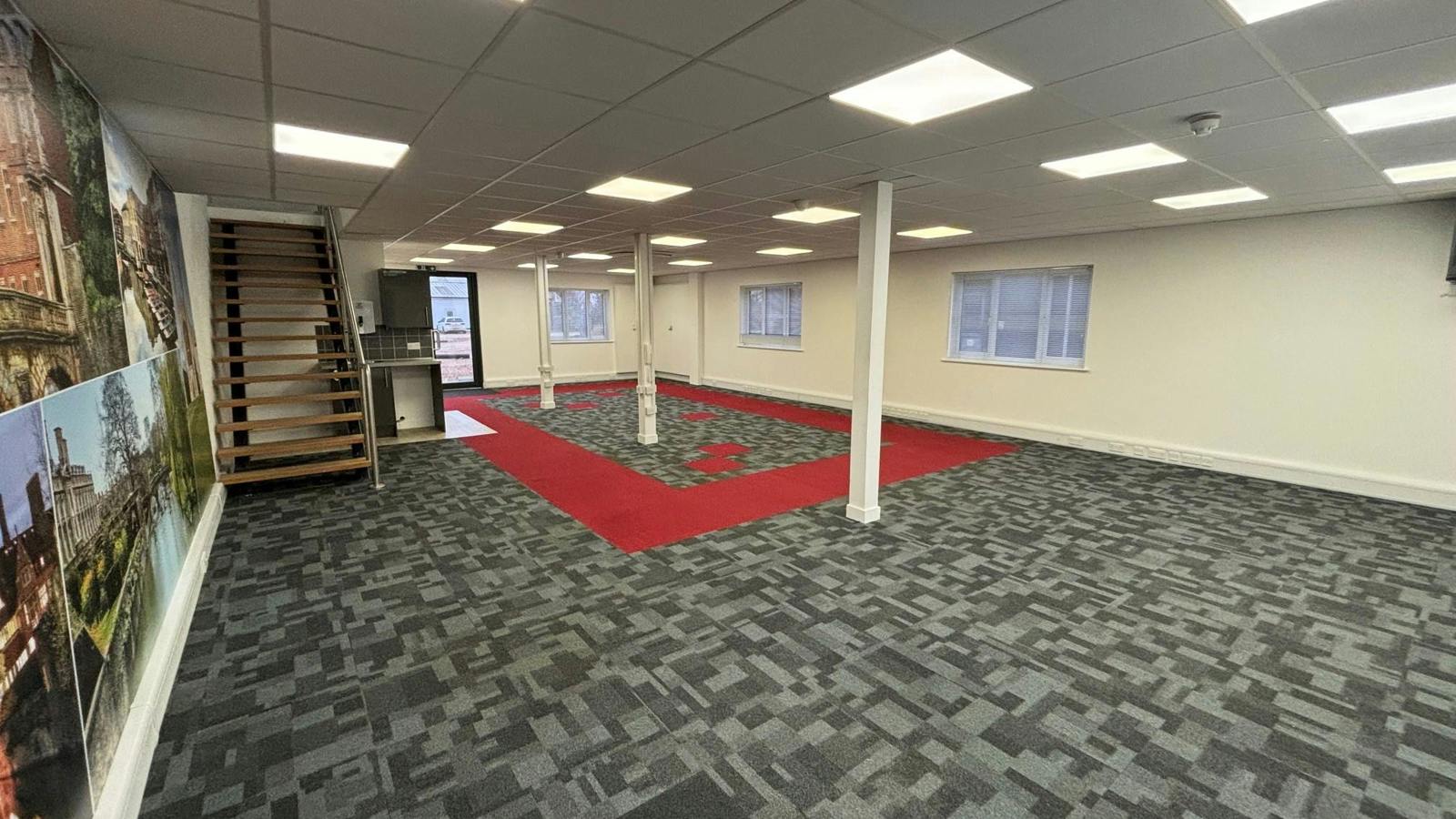 Interior 2.jpg Interior 2