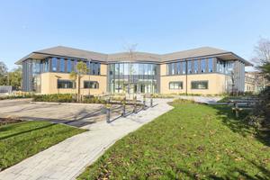  Cambridgeshire,  CB4 0XR picture 1