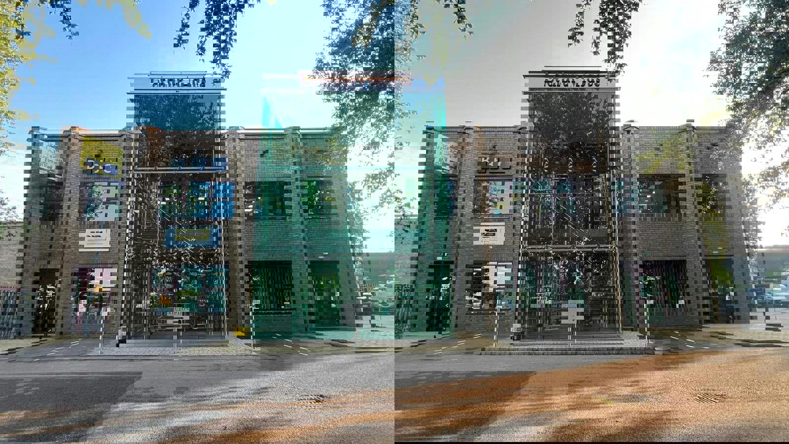 925d4d13acf0432ab194194f1ff73da8