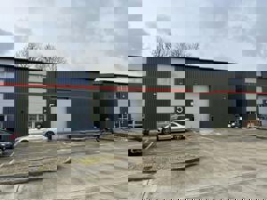  Unit 5 Century Court, Westcott Venture Park,  Aylesbury,  Buckinghamshire,  HP18 0XB picture 2