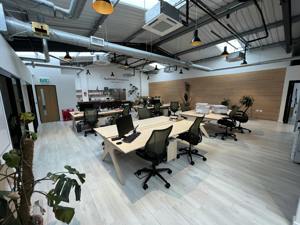  Unit 5 Century Court, Westcott Venture Park,  Aylesbury,  Buckinghamshire,  HP18 0XB picture 4