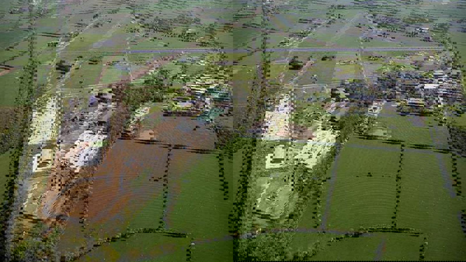 Photo of Westcott Venture Park, Aylesbury, Buckinghamshire HP19.jpeg Photo of Westcott Venture Park, Aylesbury, Buckinghamshire HP18