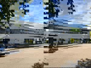  Stacey Bushes,  Milton Keynes,  Buckinghamshire,  MK12 6HR picture 1