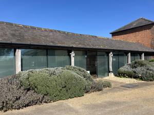  Milton Keynes,  Buckinghamshire,  MK12 5NN picture 4