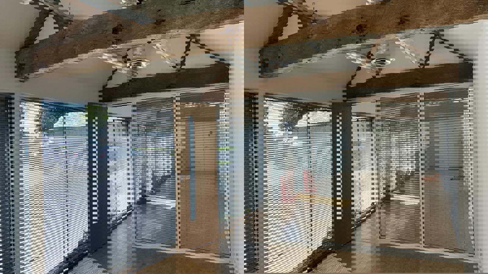 6 Manor Farm Ct Int 1