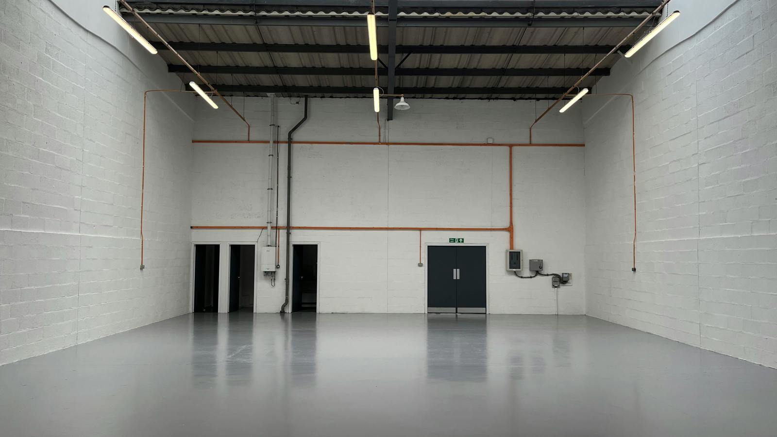 Internal 2.jpg Internal 2