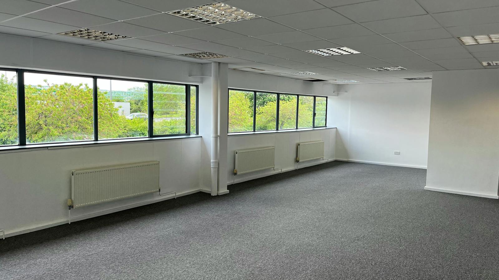 Internal 3.jpg Internal 3