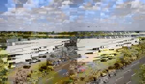  Stacey Bushes,  Milton Keynes,  Buckinghamshire,  MK12 6HP picture 2