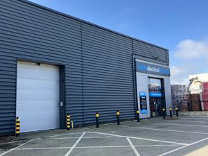  Buckinghamshire,  MK13 8LD picture 2