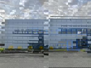  Milton Keynes,  Buckinghamshire,  MK14 5BW picture 2