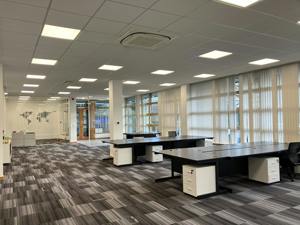  Shenley Wood,  Milton Keynes,  Buckinghamshire,  MK5 6LB picture 3