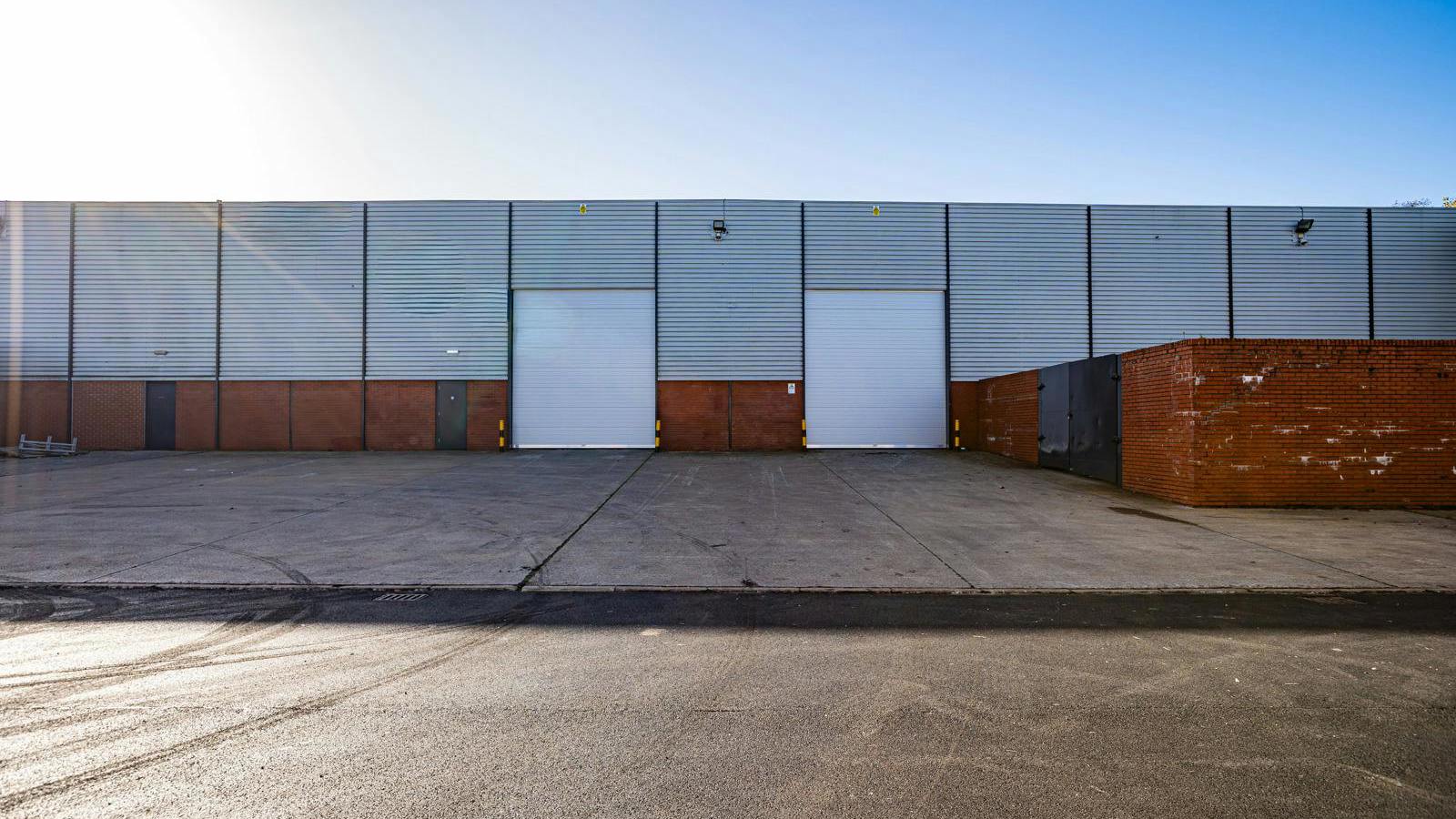 29566409-22dc-401f-8f42-2167d6cf6cb3_web.jpg 29566409-22dc-401f-8f42-2167d6cf6cb3_web