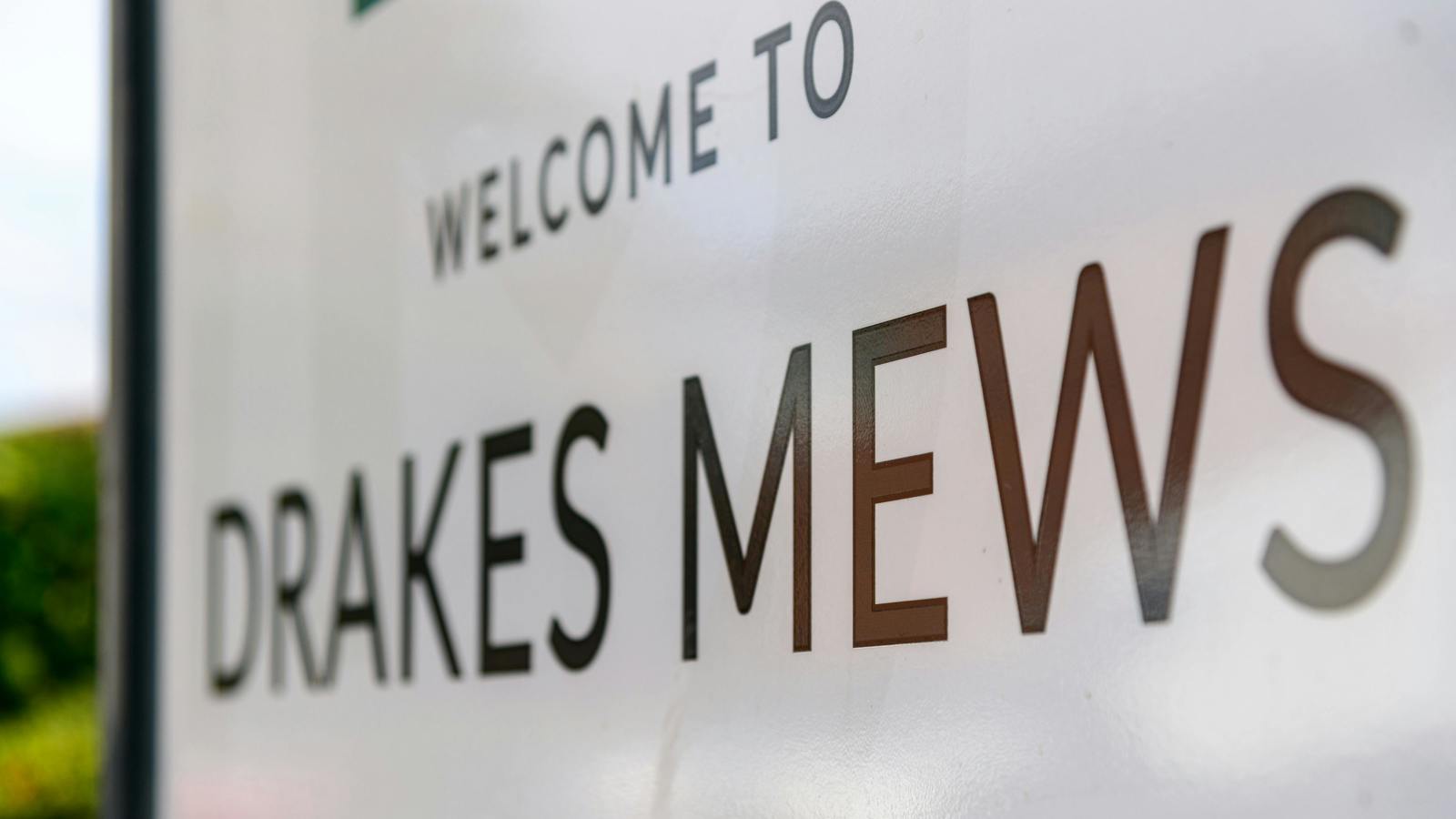 240909_0235_HOLLIS TIF 30060429883