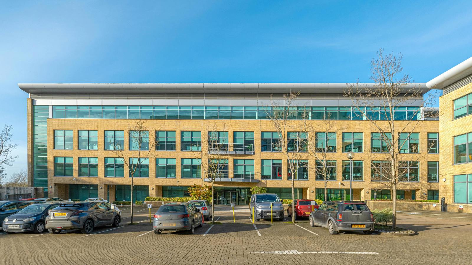 Altius Exterior  Sunny 7.jpg Altius Exterior  Sunny 7