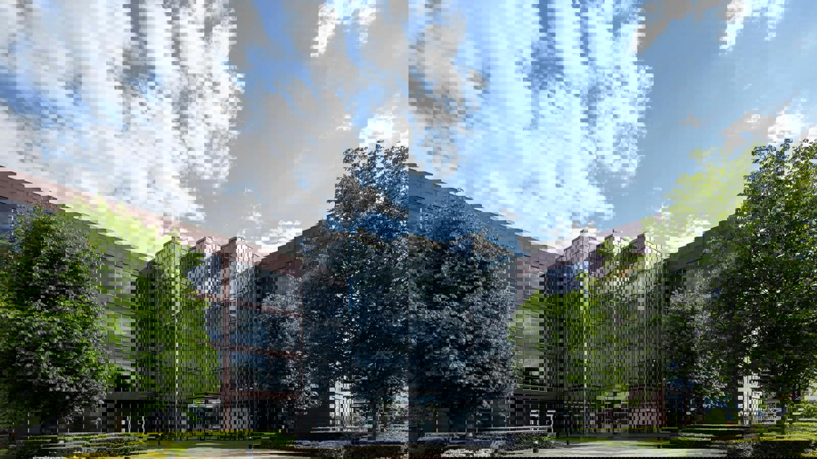 Witan Gate House External Main.jpg Witan Gate House External Main