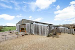  Daventry,  NN11 3BU picture 3