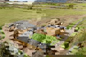  Daventry,  NN11 3BU picture 1