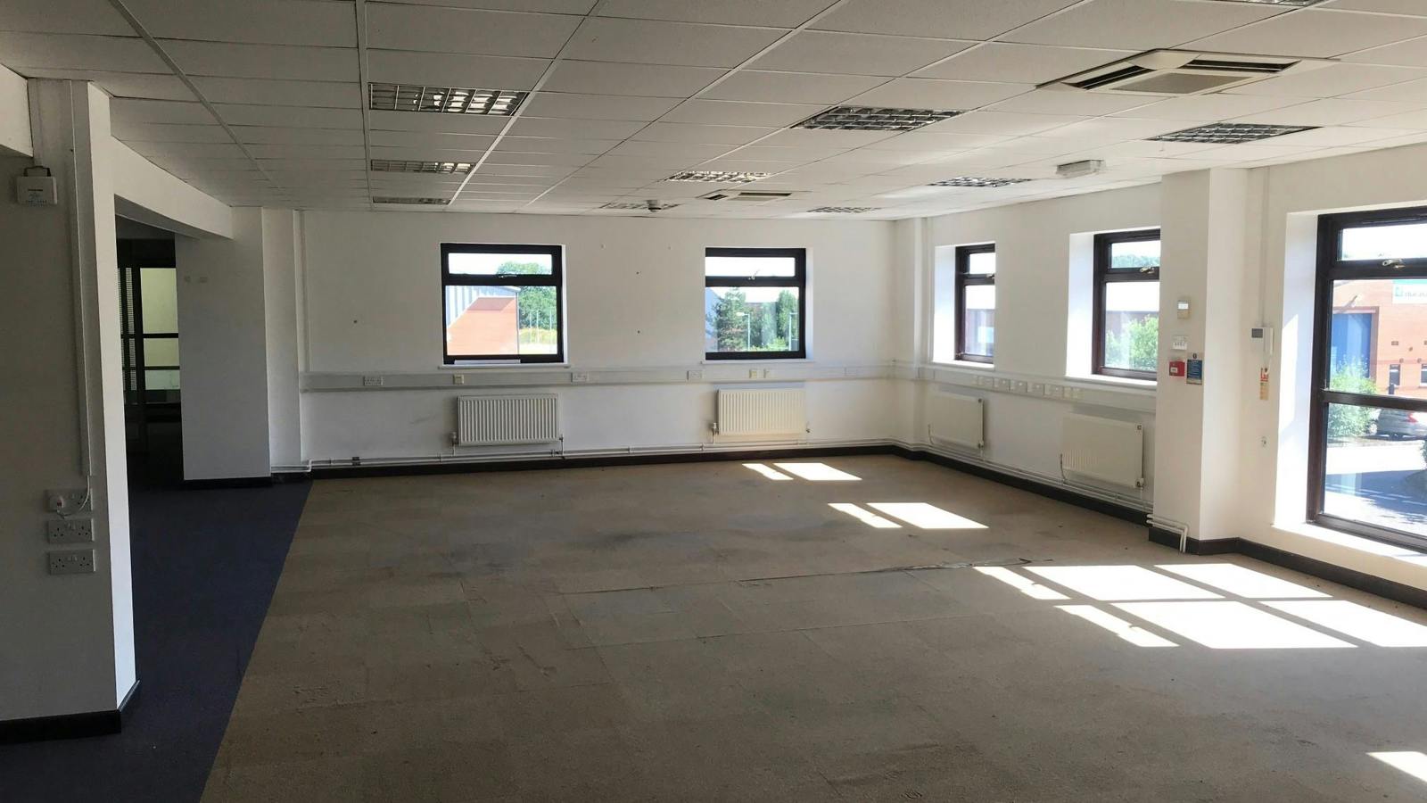 offices1.jpg offices