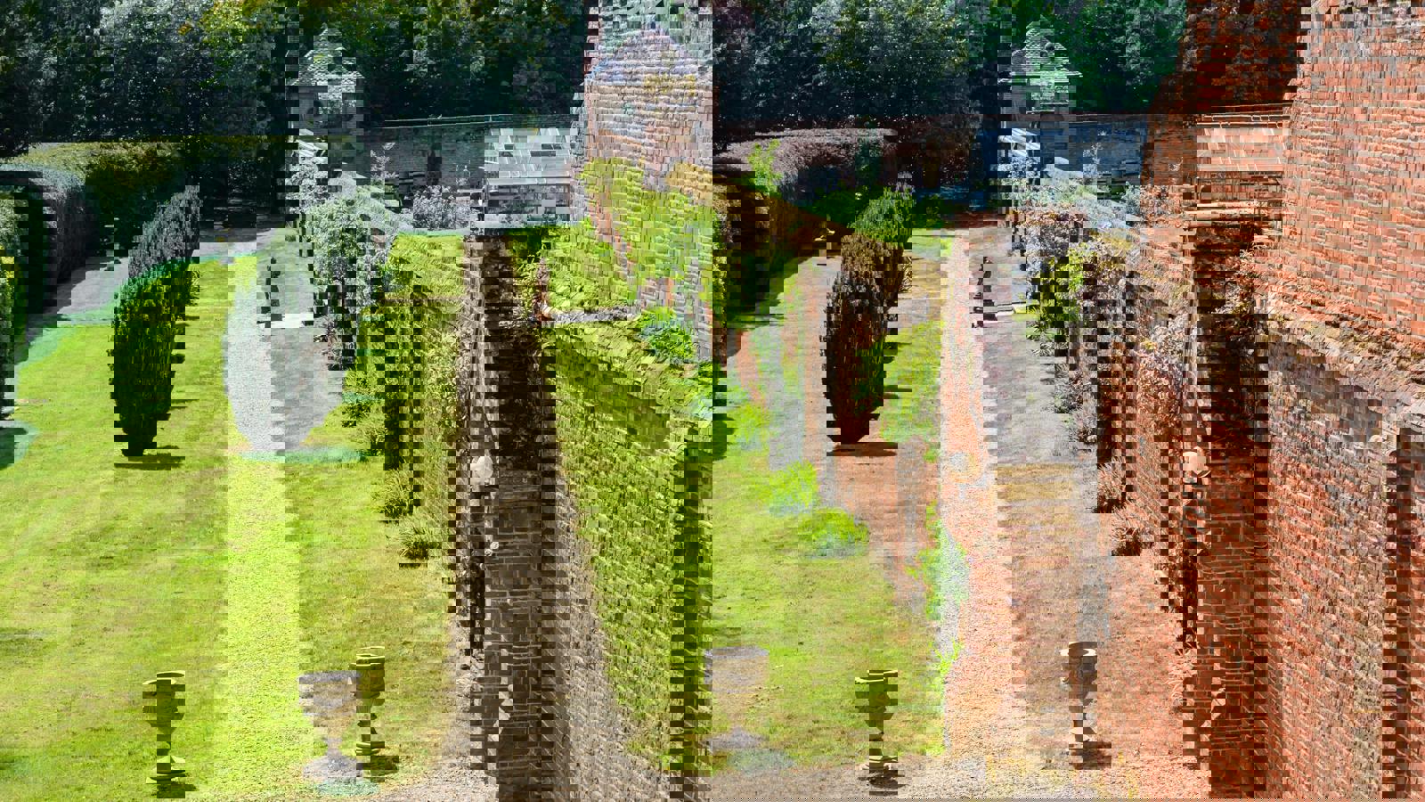 Exterior 049.jpeg Exterior 049