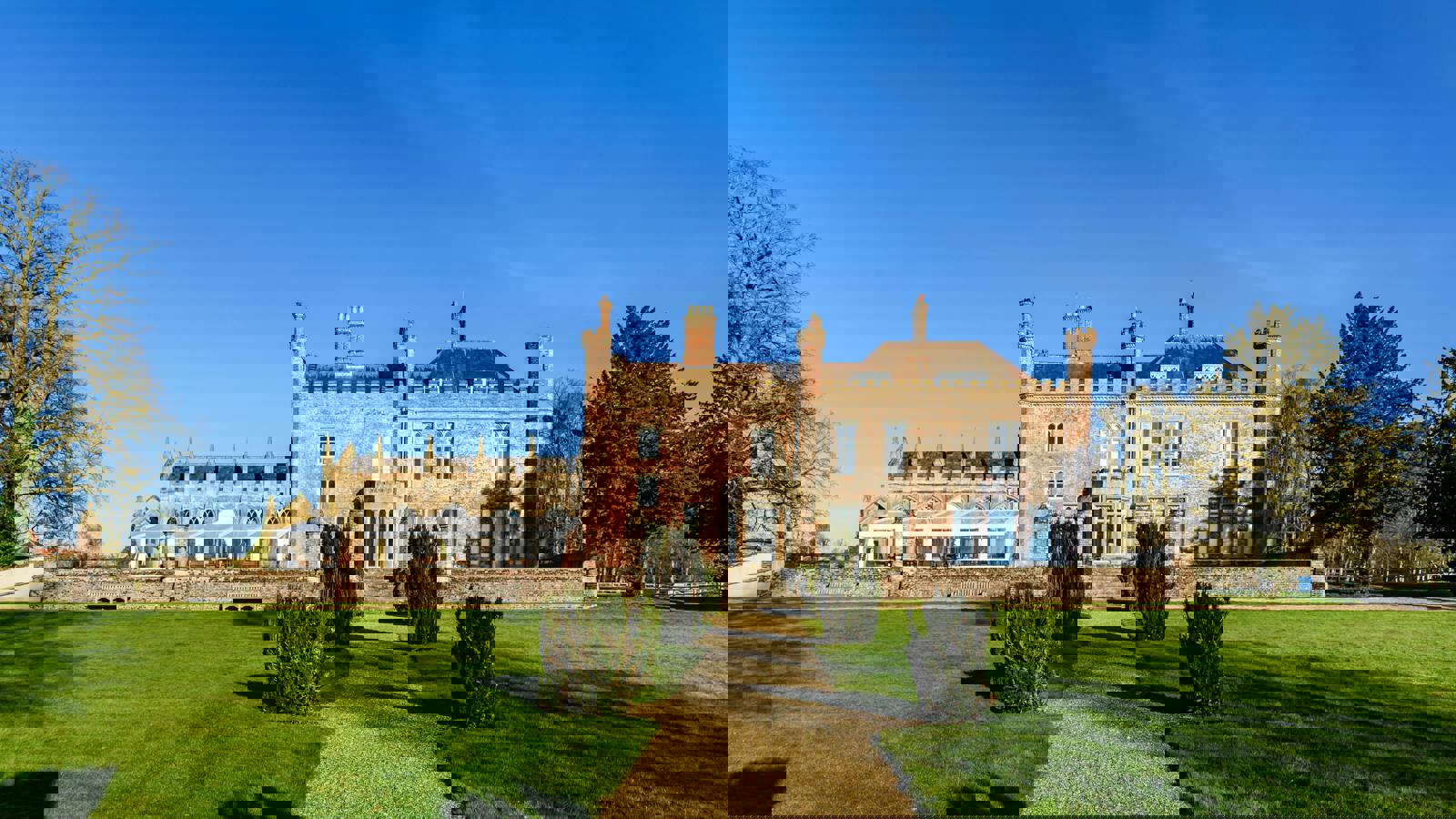 KH Exterior 018.jpeg KH Exterior 018