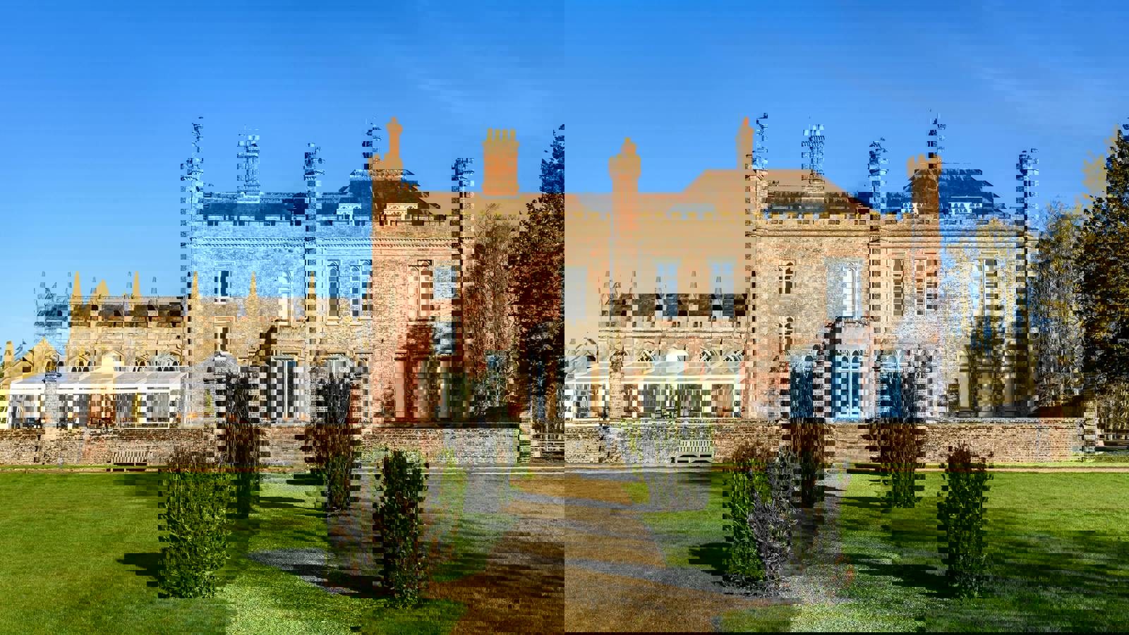 KH Exterior 019.jpeg KH Exterior 019