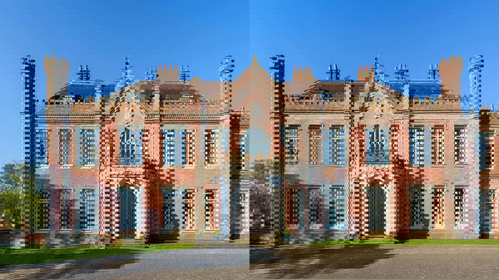 KH Exterior 025.jpeg KH Exterior 025