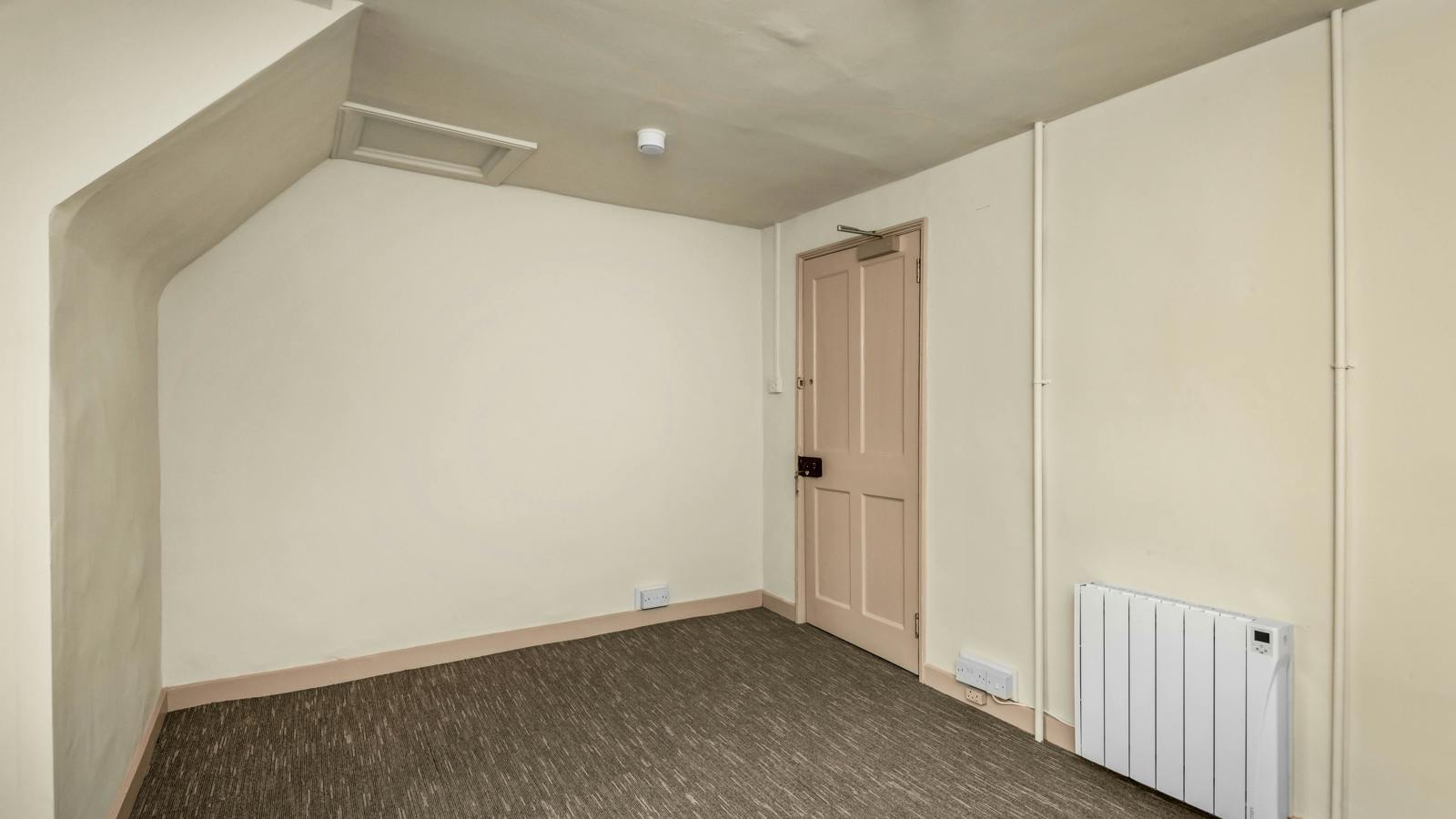 Pelician Suite Room 1111.jpeg Pelician Suite Room 10