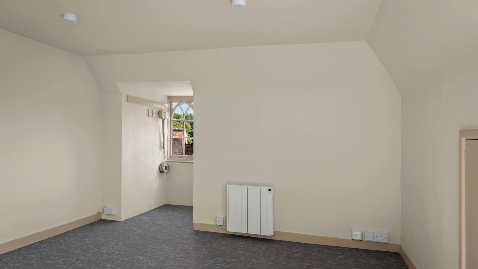 Pelician Suite Room 112.jpeg Pelician Suite Room 8