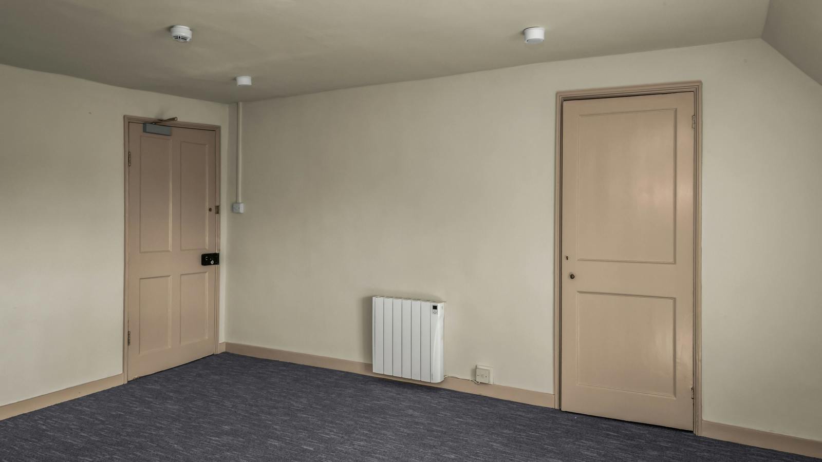 Pelician Suite Room 117.jpeg Pelician Suite Room 9