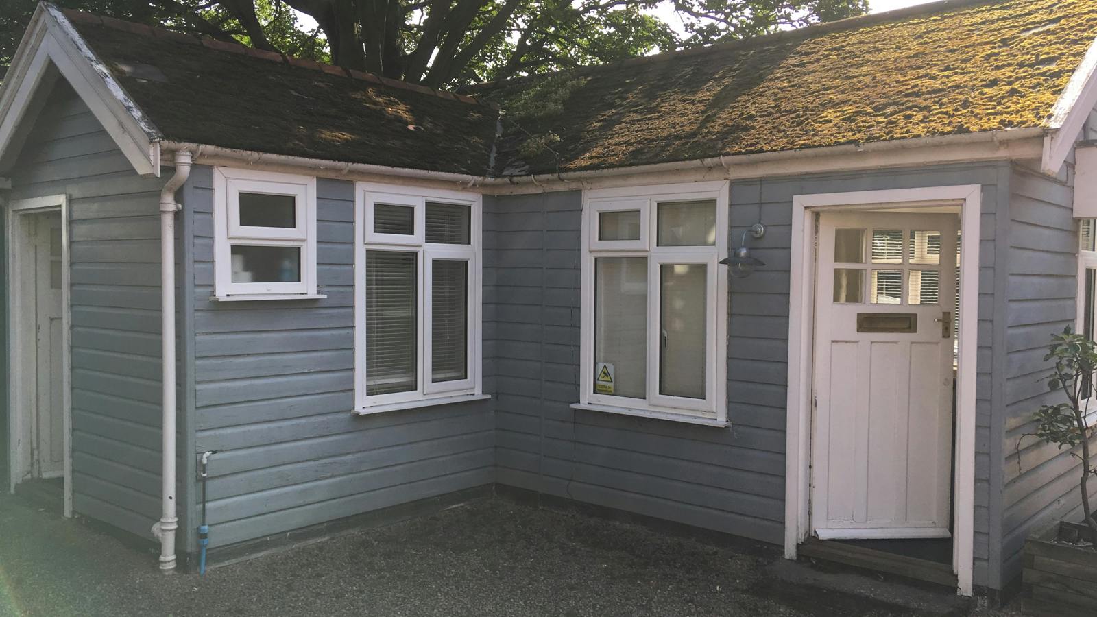 Front1.JPG Front