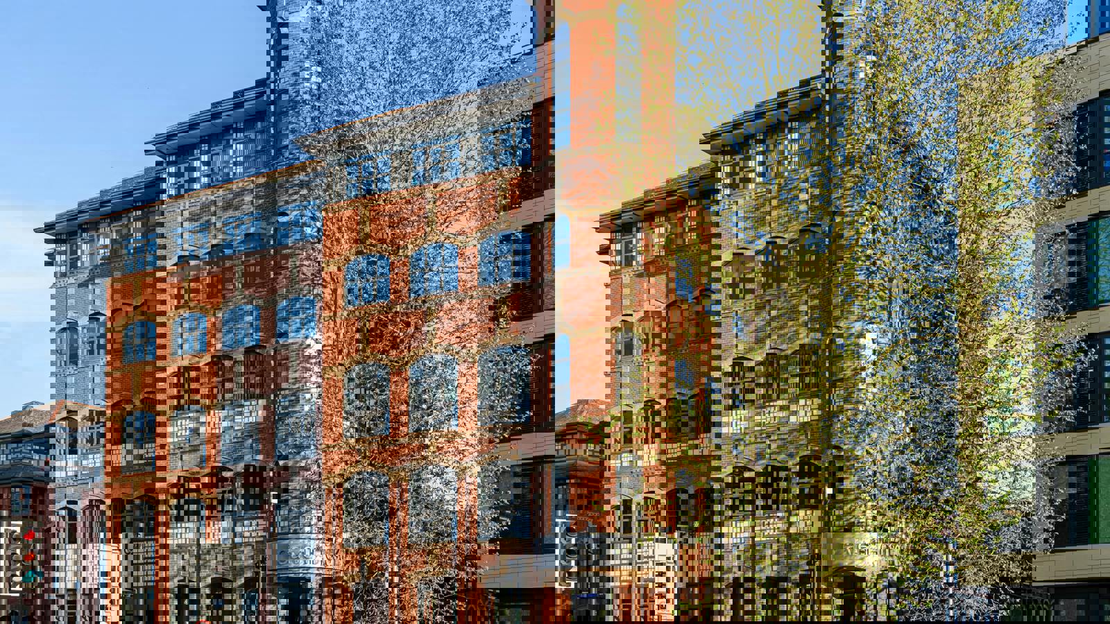 Cavell House 014.jpg Cavell House 013