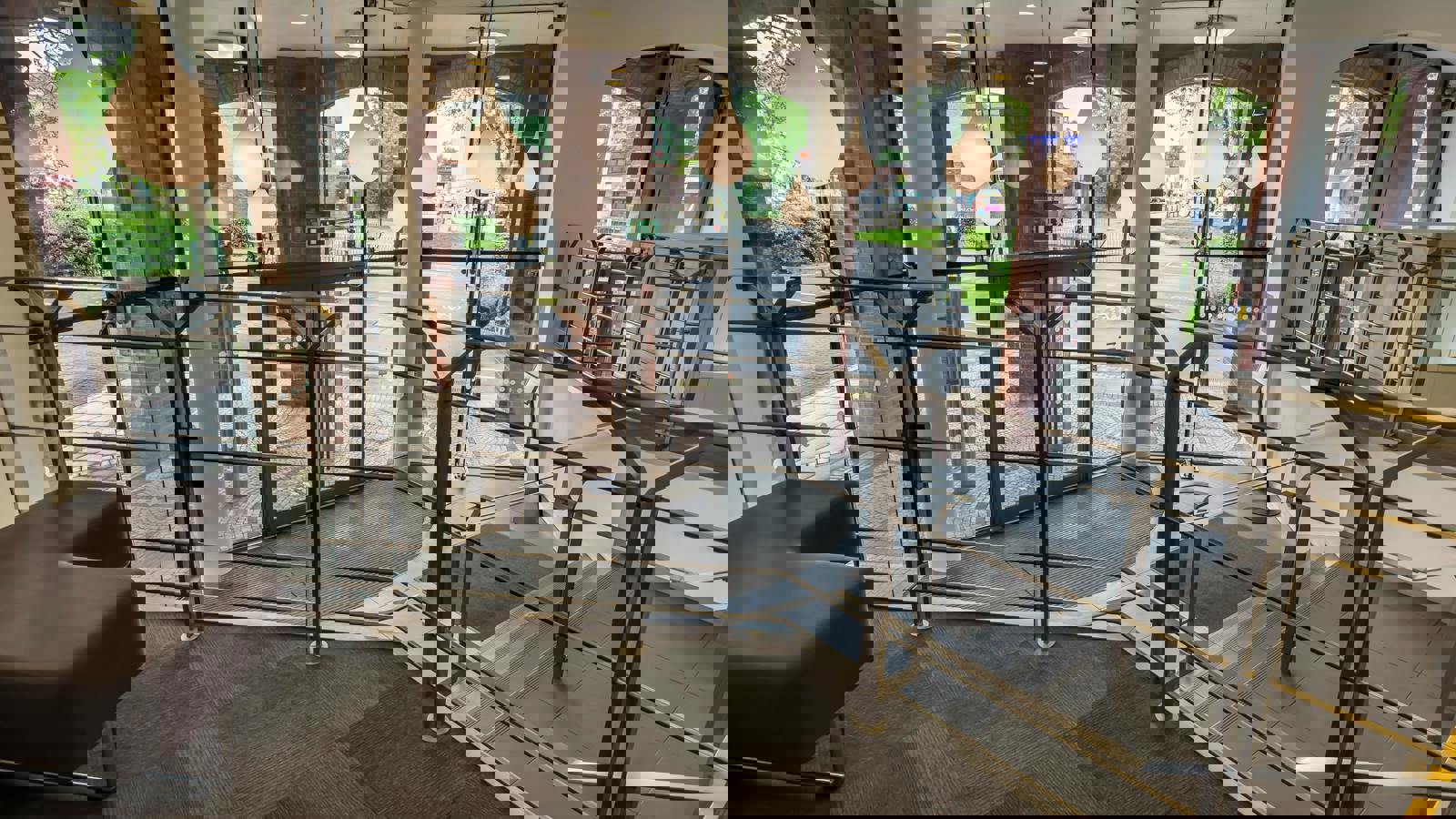 Cavell House 052.jpg Cavell House 051